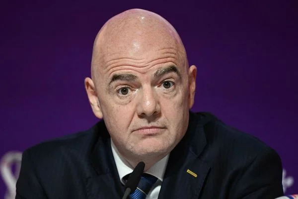 FIFA : Infantino renonce à son projet !
