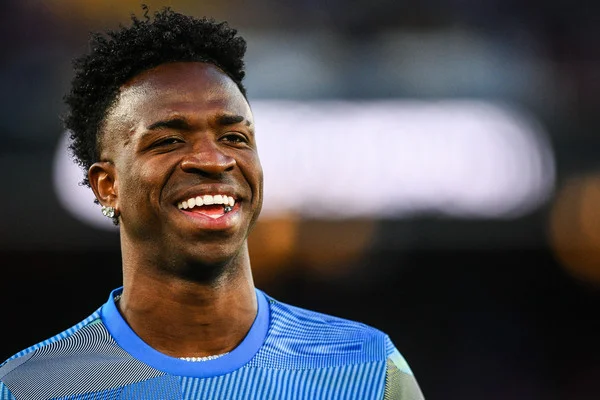 Real : Vinicius, une prolongation au timing troublant