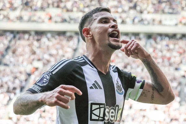 Mercato : pourquoi le transfert de Guimarães pour près de 90 M€ fait les affaires de Lyon ?