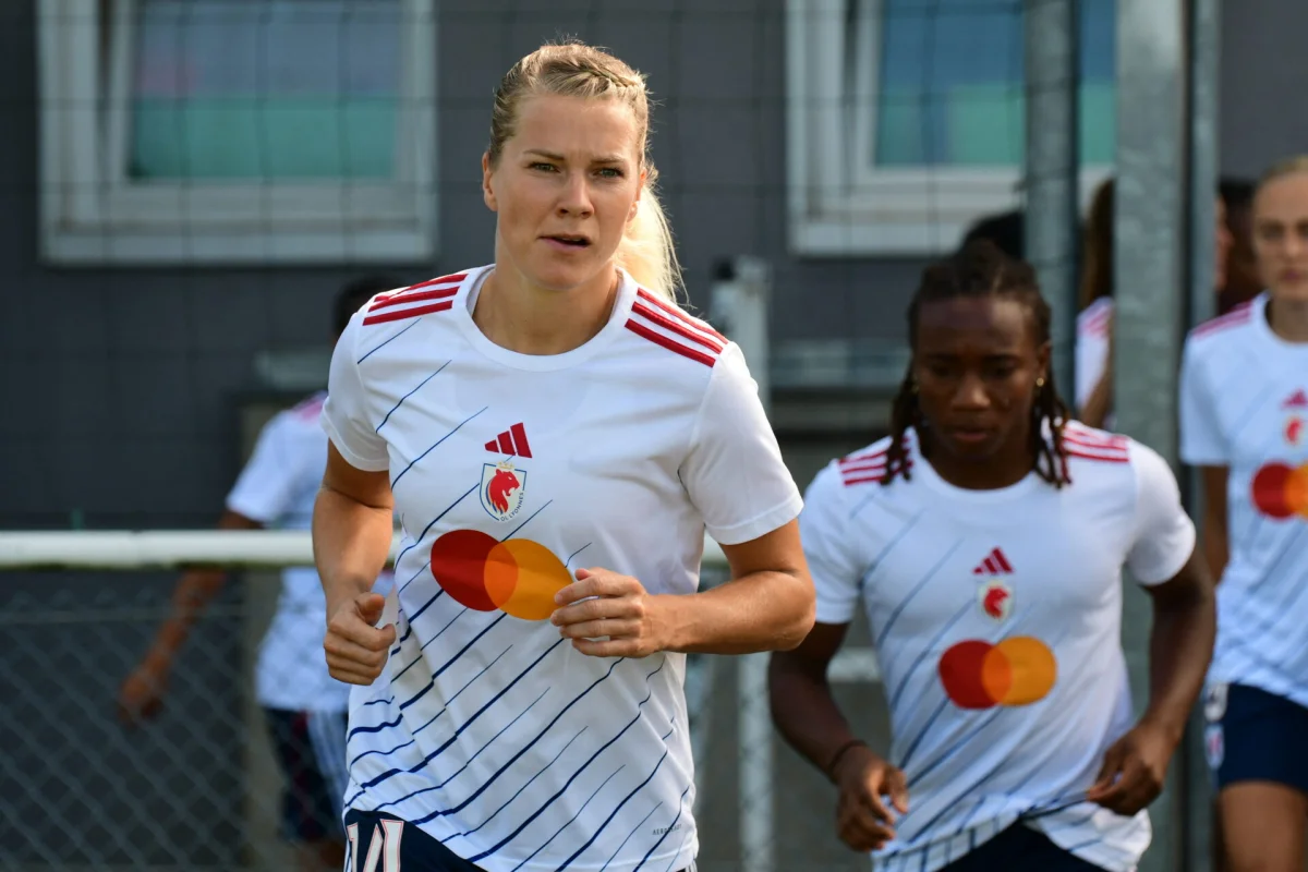 PSG - OL Lyonnes (1-4) : Hegerberg n'était "pas à 100%"