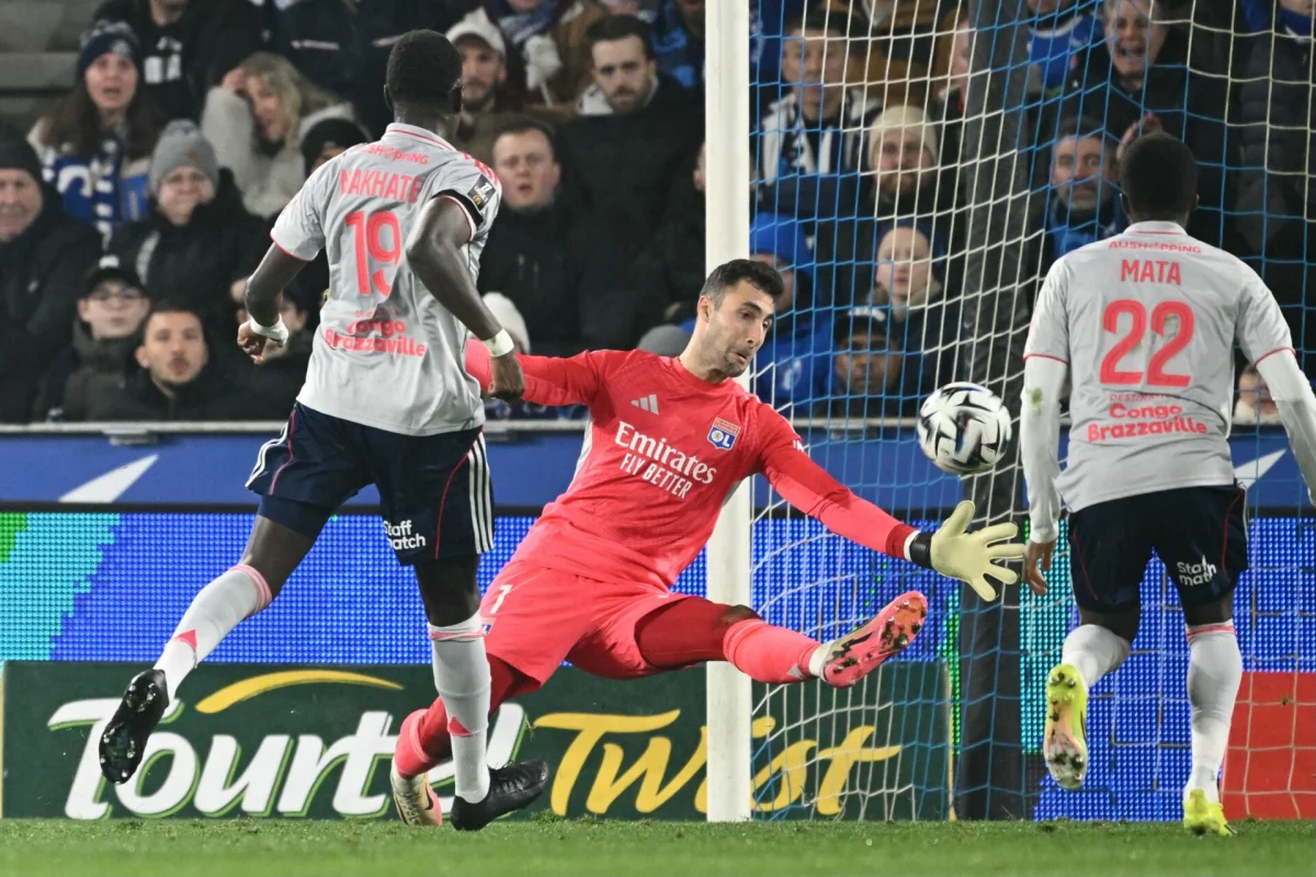 Greif avant OL - Lens : "On a encore la possibilité de finir troisièmes"