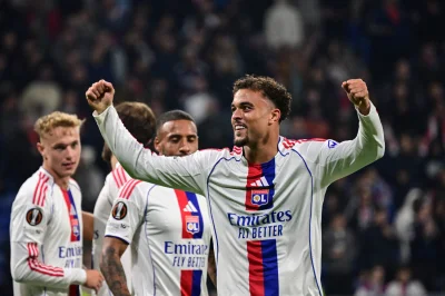 L'OL en 3-4-3 avec Kluivert et Sulc