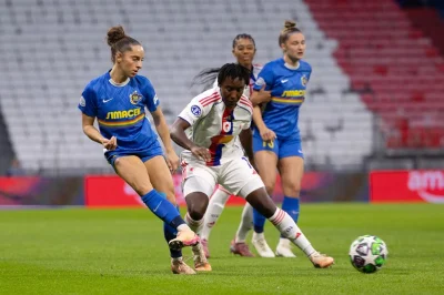 FC Barcelone - OL Lyonnes : Becho ou Chawinga... qui pour remplacer Diani ?