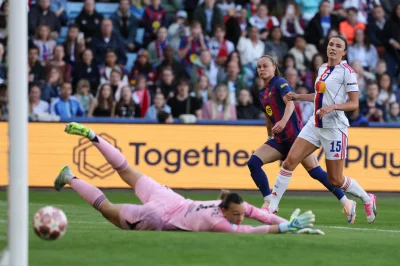 Comme en 2024, OL Lyonnes craque contre le FC Barcelone (4-0)