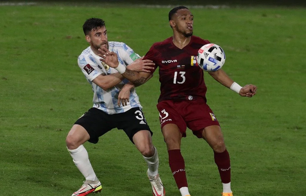 OL - Coupe du monde 2026 : une évolution favorable pour Tagliafico ?