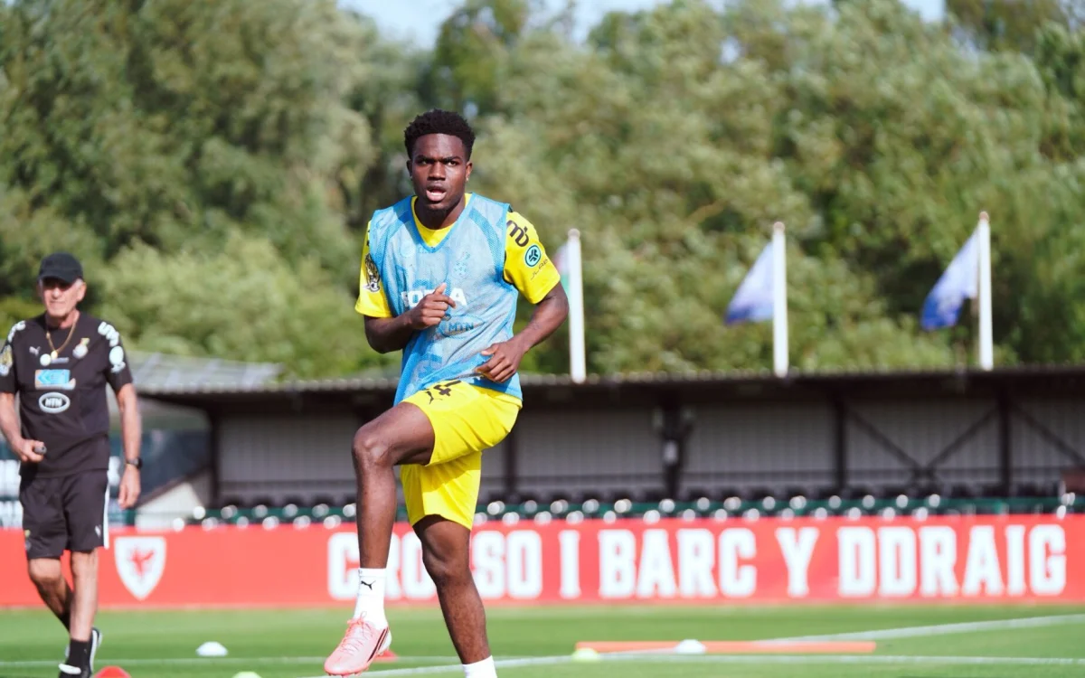 OL - Coupe du monde 2026 : duel à distance entre Nuamah et Caleta-Car