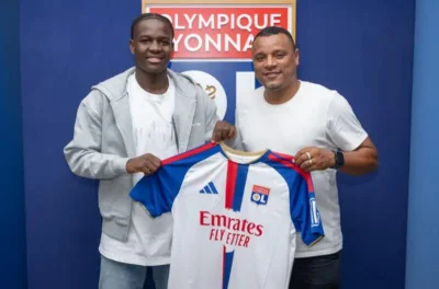 Officiel : Cluver Sambi Mbungu s'engage avec l'OL jusqu'en 2029