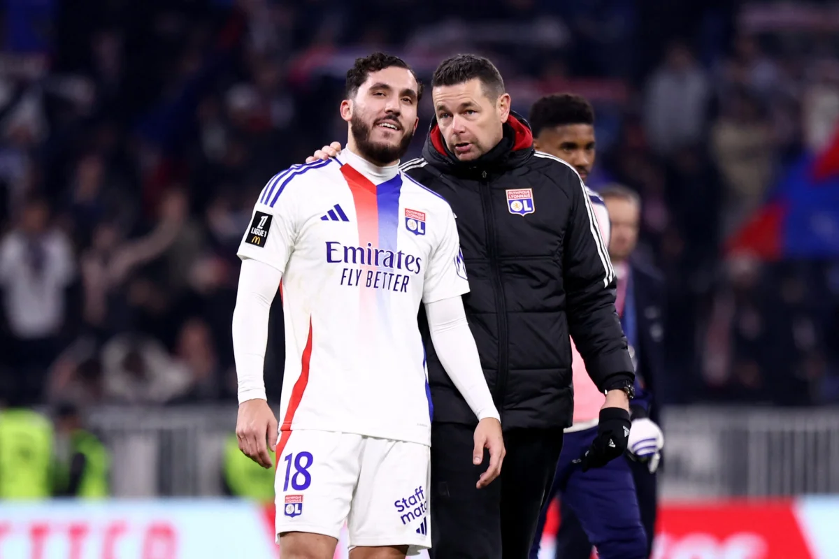 Pierre Sage va retrouver des anciens de l'OL en Premier League