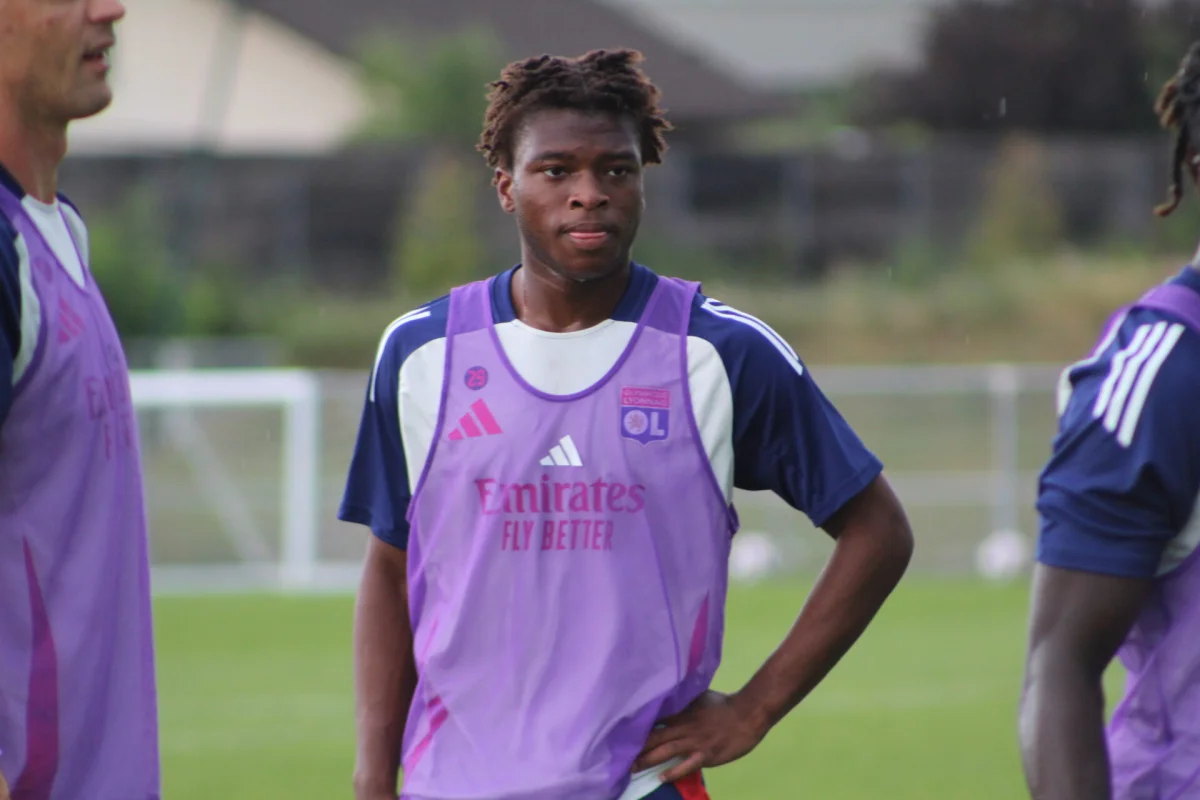OL - Mercato : un intérêt de Nice pour Molebe ?