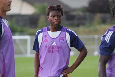 OL - Mercato : un intérêt de Nice pour Molebe ?