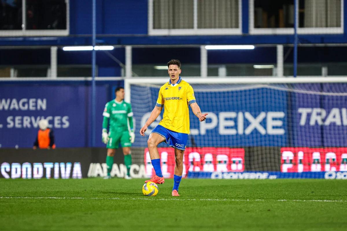 OL : Felix Bacher ne disputera pas le Q3 de Ligue des champions