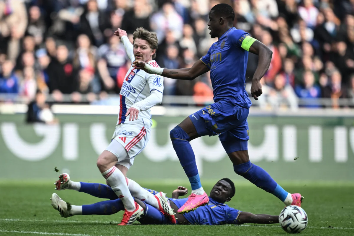 Pour aller à Prague, l’OL devra se passer de Sulc, Merah et Bidstrup