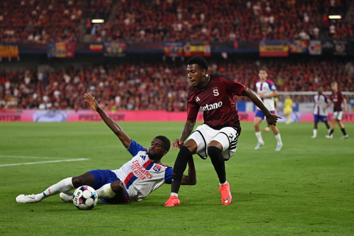 Le Sparta Prague retrouve son championnat avant le retour à l'OL