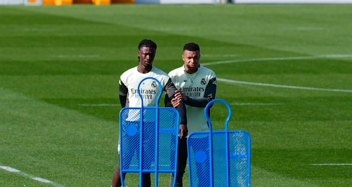 Real Madrid : "Il m'a fait un gros câlin", le soutien de Mbappé envers Camavinga