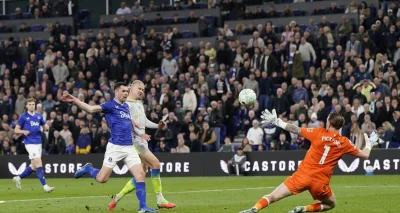 Manchester City arrache le nul à la dernière seconde contre Everton mais laisse Arsenal prendre de l'avance