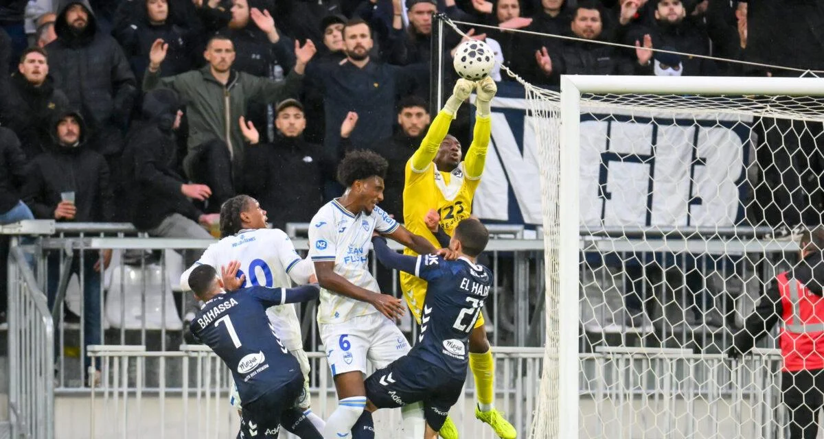 Bordeaux : fouilles abusives sur des supportrices, les Ultramarines dénonce