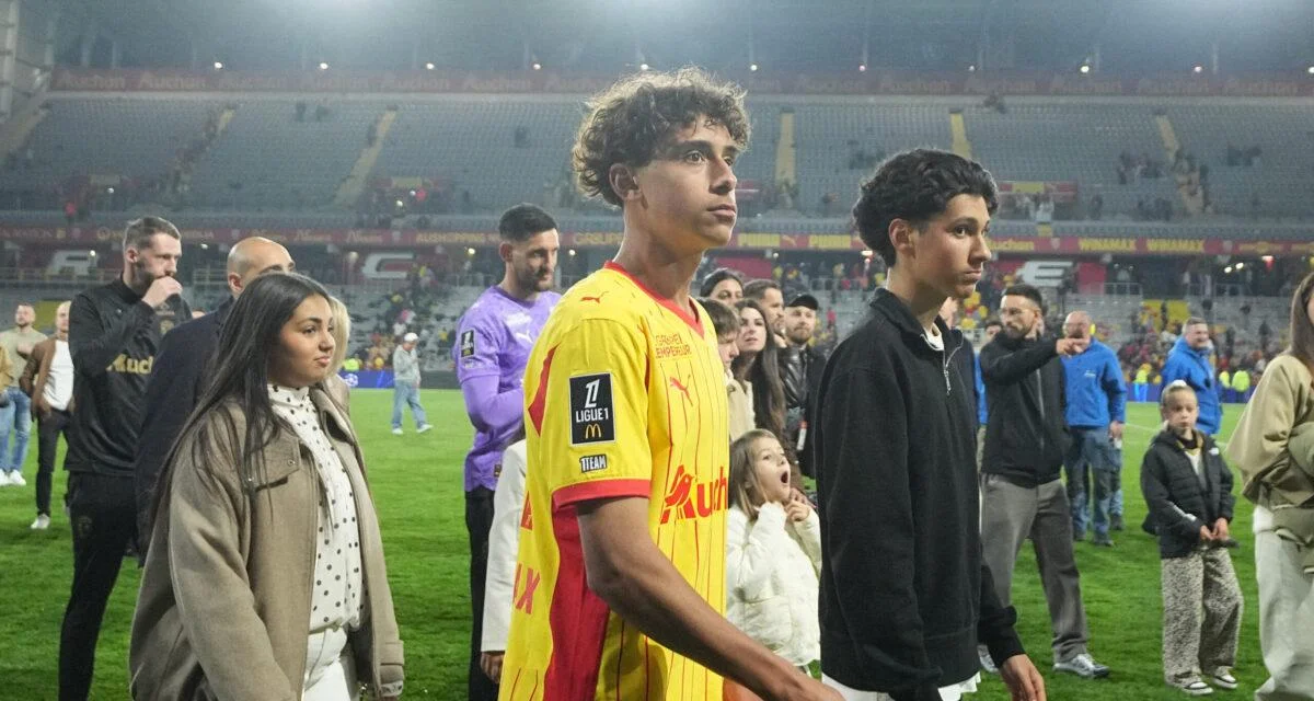 Qui est Mezian Mesloub, le crack de 16 ans qui a envoyé Lens en Ligue des champions ?