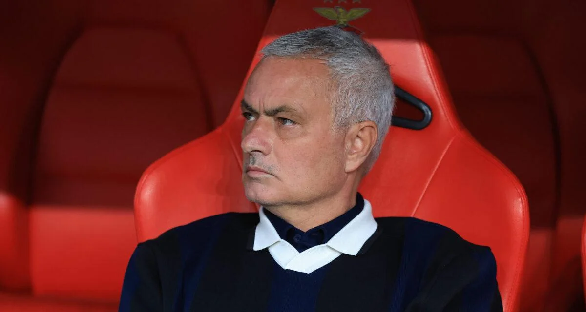Real Madrid : les deux demandes de Mourinho pour remplacer Arbeloa