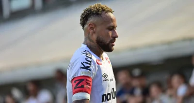 Neymar remplacé par erreur, le craquage du Brésilien face à la caméra
