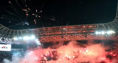 Nice - Metz : envahissement et jets de fumigènes, le Gym explose avant la finale et les barrages