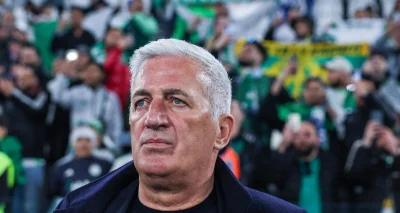 Algérie : les supporters algériens traquent les arrivées des joueurs pour découvrir la liste de Petkovic