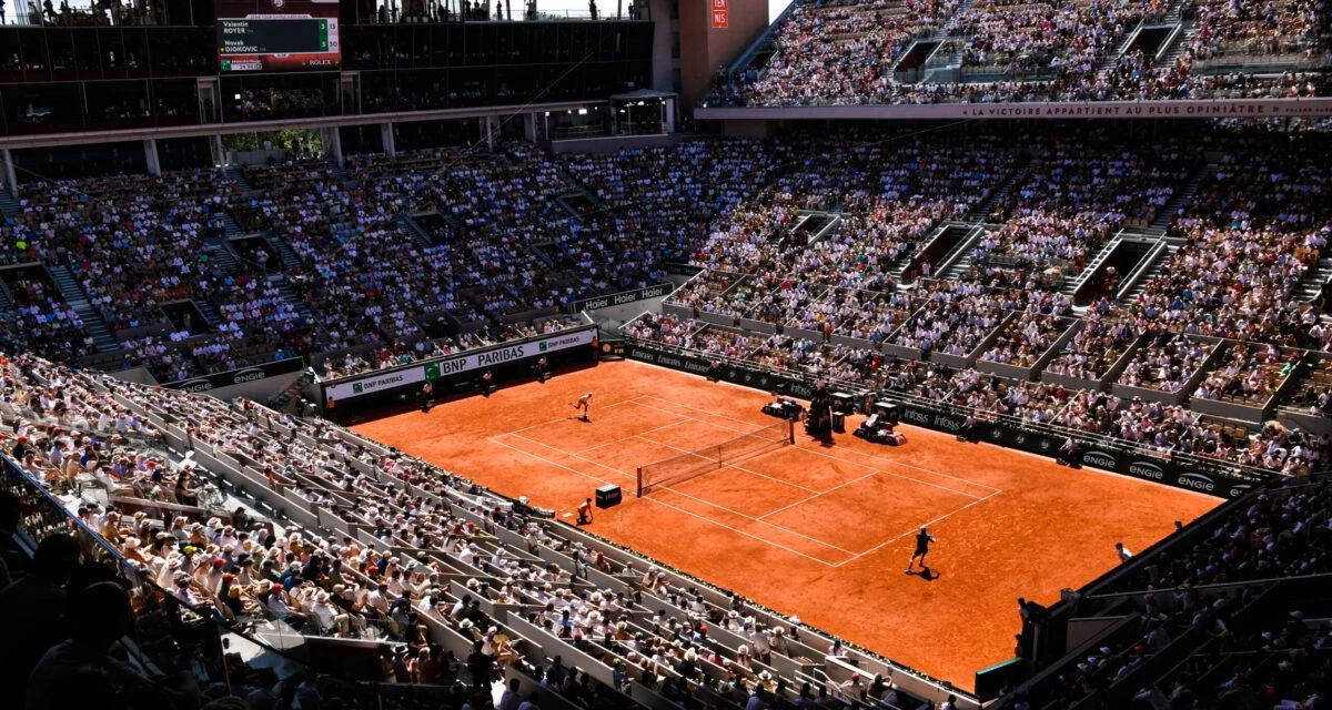 Un supporter d'Arsenal chambré, d'autres du PSG applaudis ... La finale de la C1 s'invite à Roland-Garros