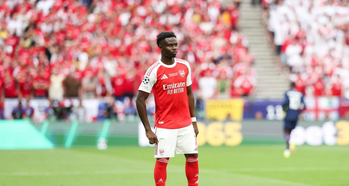 PSG - Arsenal : Penalty non sifflé pour Paris ... Pourquoi la main de Saka n'a pas été sifflée ?