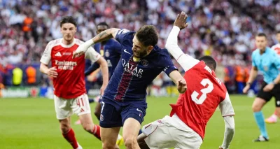 PSG - Arsenal : l'énorme colère des supporters parisiens après le rouge non donné à Mosquera