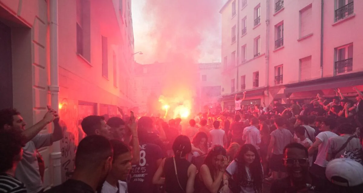 416 interpellations et sept policiers blessés ... La victoire du PSG en C1 a encore tourné au drame