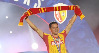 Martel à la friterie, Sotoca fait du stop... Lens dévoile son nouveau maillot avec une vidéo géniale