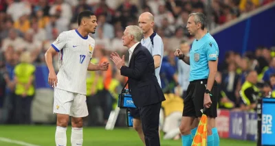 Equipe de France : les quatre noms envisagés par Deschamps pour remplacer Saliba sont connus