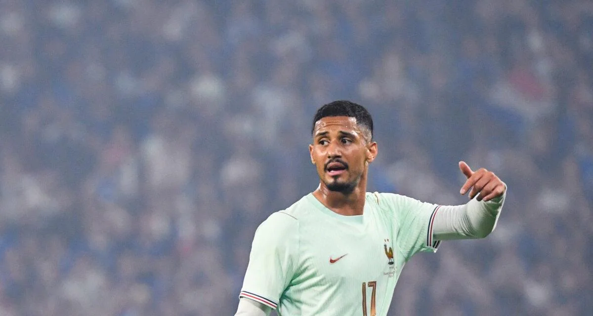 Equipe de France : Saliba sort du silence sur sa blessure au dos