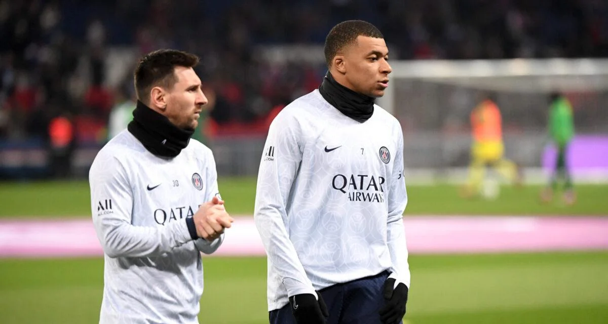 "L'impression de revivre la finale de la Coupe du Monde au Qatar", "Tout ce que Messi peut faire, Mbappé peut le faire" ... Le duel Messi-Mbappé enflamme la presse internationale
