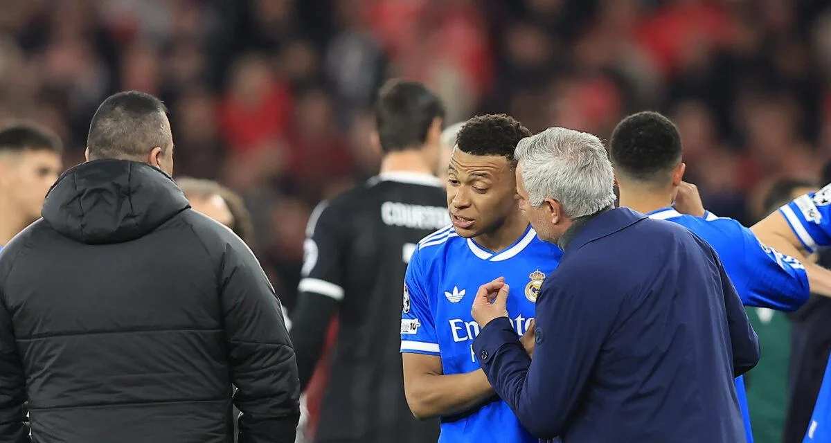 Real Madrid : "Un joueur phénoménal" ... Mourinho se lâche sur Mbappé