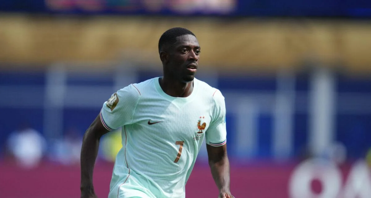 "Le Galactique qui manquait", "la grande favorite du tournoi", "la meilleure équipe du monde" ... Dembélé et les Bleus encensés par la presse internationale