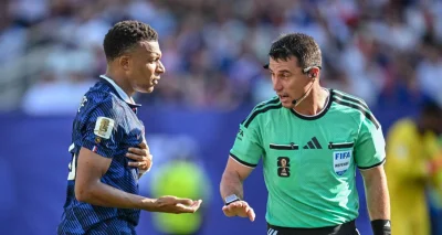 L'arbitre Ilgiz Tantashev de Paraguay - France suspendu après son match catastrophique ? La FIFA prend sa décision !