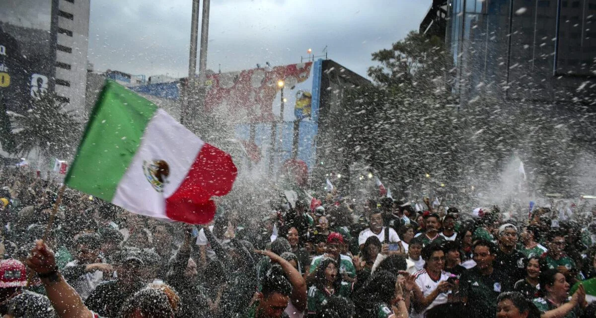 Mexique-Angleterre : les supporters mexicains ont tenu leur promesse et perturbé le sommeil des Anglais