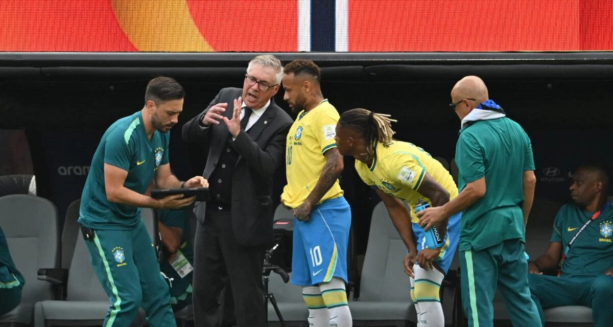 "L’entraîneur le mieux payé de la Coupe du monde a échoué", "Un fantôme" ... Ancelotti et Neymar massacrés par la presse brésilienne après le fiasco