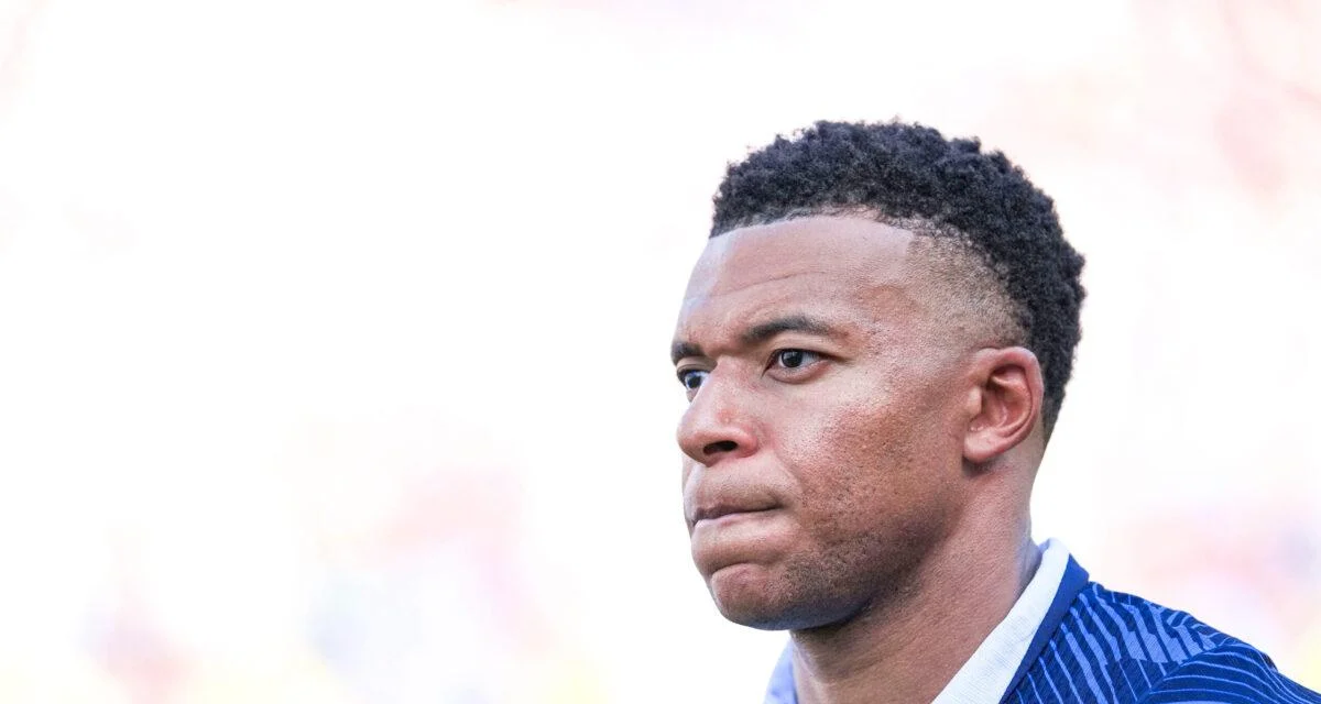 Équipe de France : le parquet de Paris passe à l'action après les propos racistes visant Mbappé