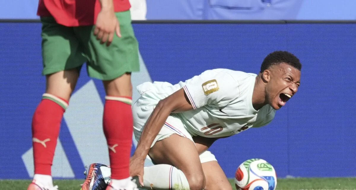France-Maroc : Deschamps donne des nouvelles de la blessure de Mbappé
