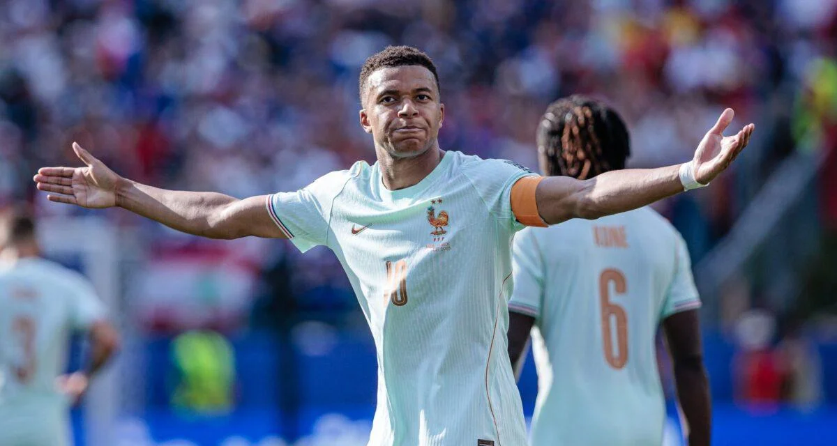 France-Maroc : "prise de la Bastille", "fascinants", "irrésistible"... la presse mondiale adoube les Bleus