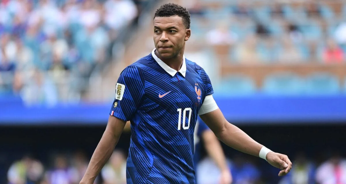 France - Angleterre : "Plus individualiste que jamais", "indifférent au dernier match de Deschamps" ... Mbappé massacré par la presse catalane