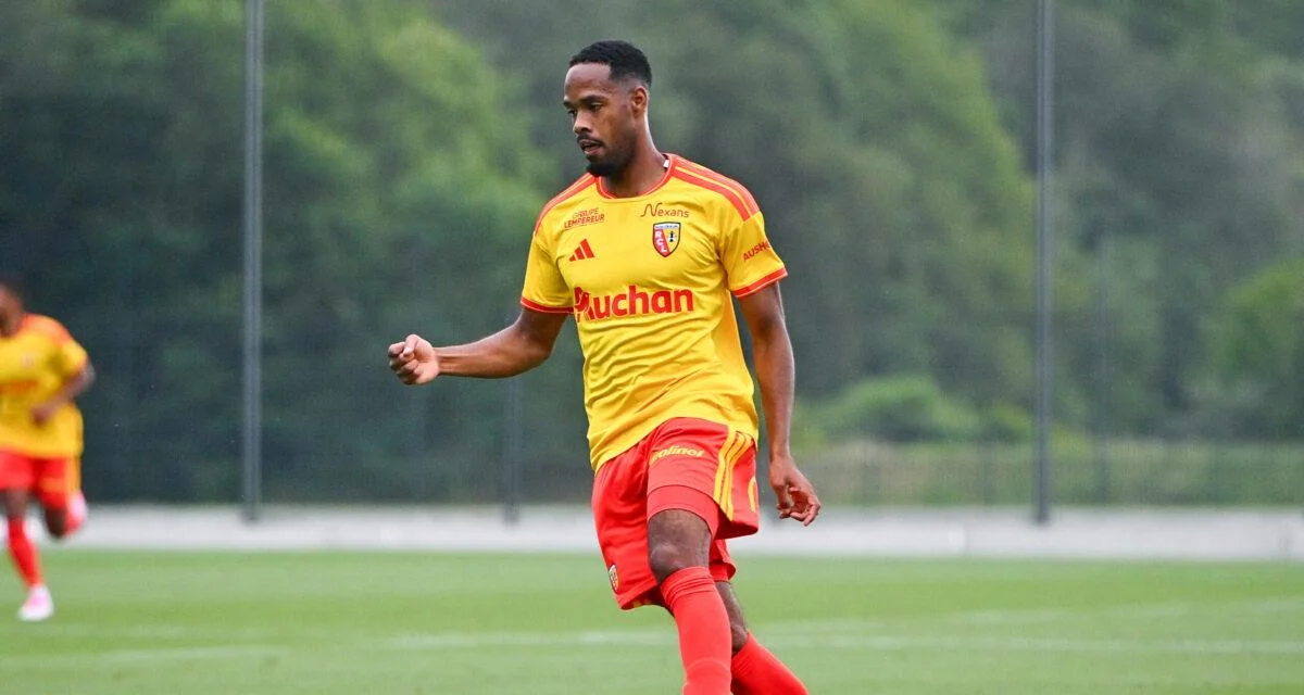Mercato : Auxerre pioche à Lens et tient son nouvel attaquant, tous les détails du transfert