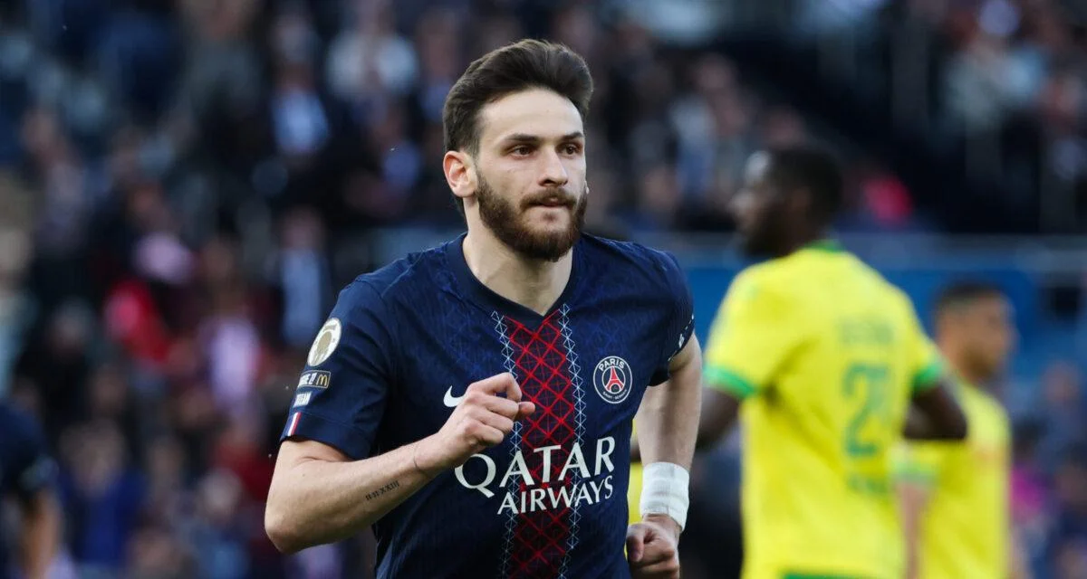 Reprise du PSG : sans les mondialistes mais avec Kvaratskhelia, qui reprend l'entraînement à Paris ce lundi ?
