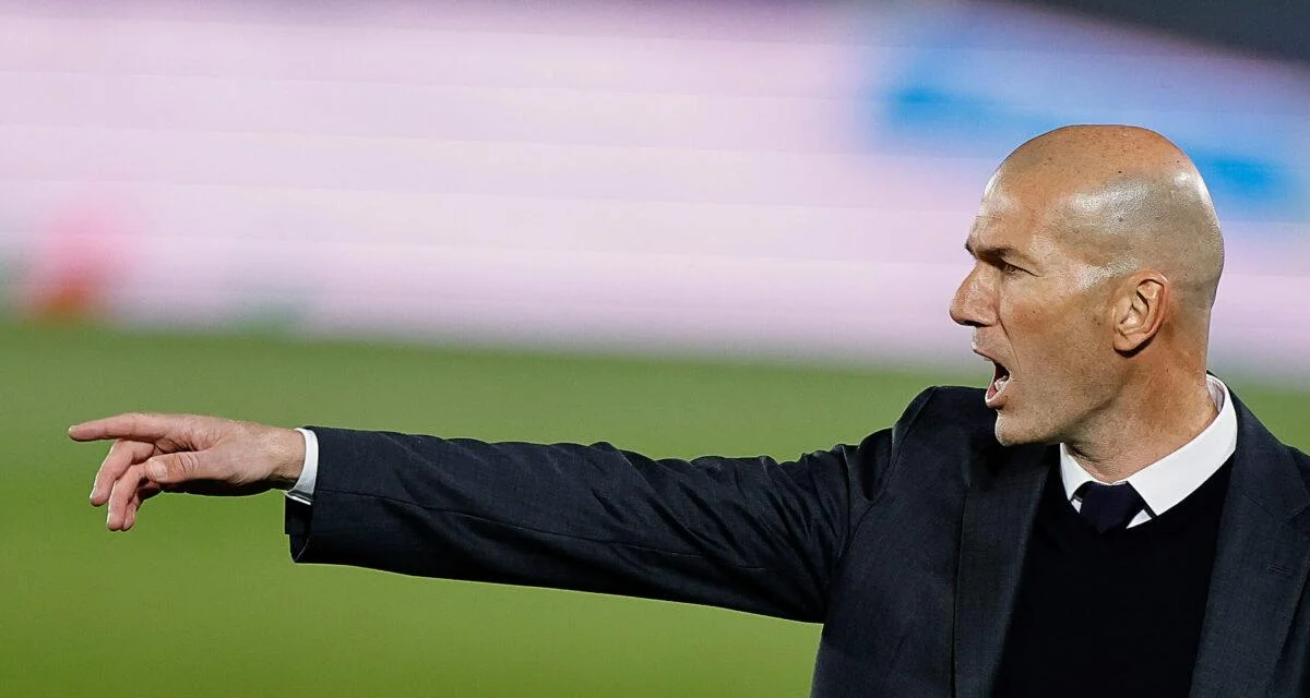 Équipe de France : « Tout ce qu'il touche se transforme en or », Emmanuel Petit s'enflamme pour Zidane avant l'annonce officielle