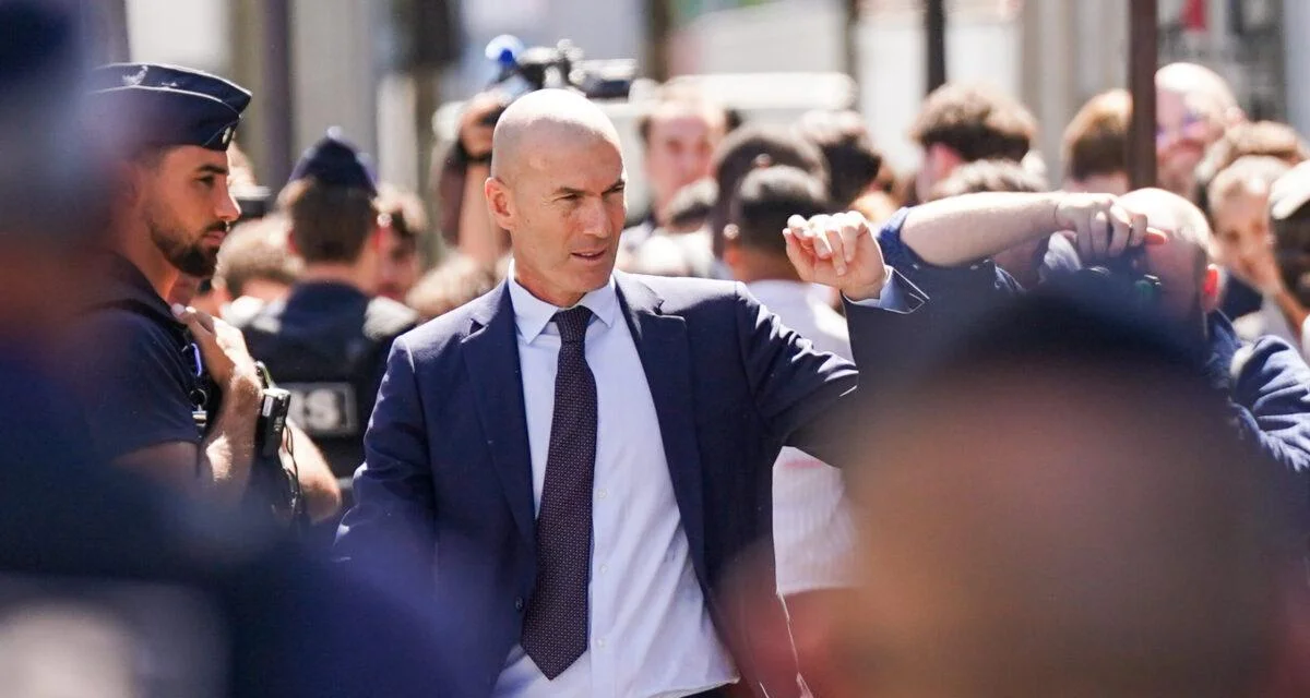Equipe de France : un nouveau venu en septembre ? Zidane déjà mis sous pression !