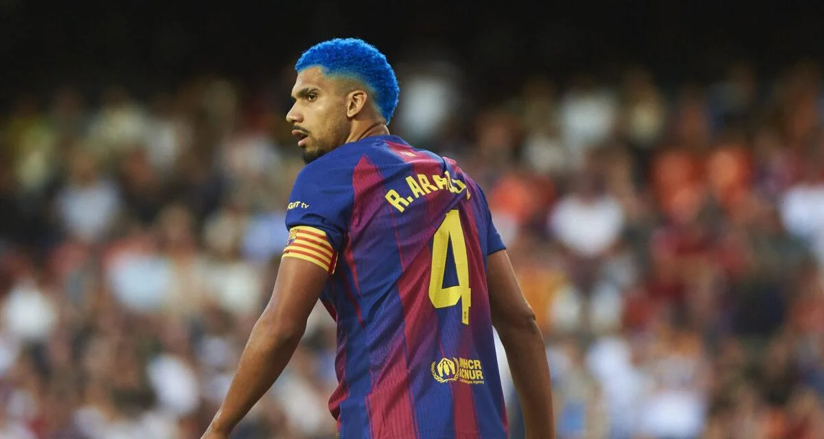 Mercato - Barça : le deal dingue conclu par Deco pour Araujo