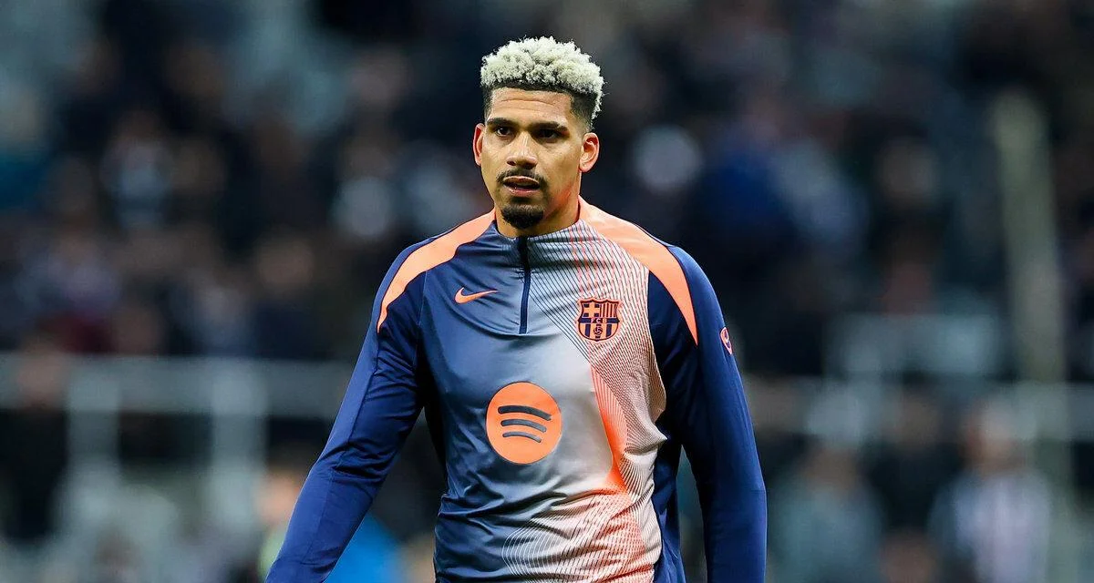 Mercato : le Barça a déjà trouvé le remplaçant d'Araujo