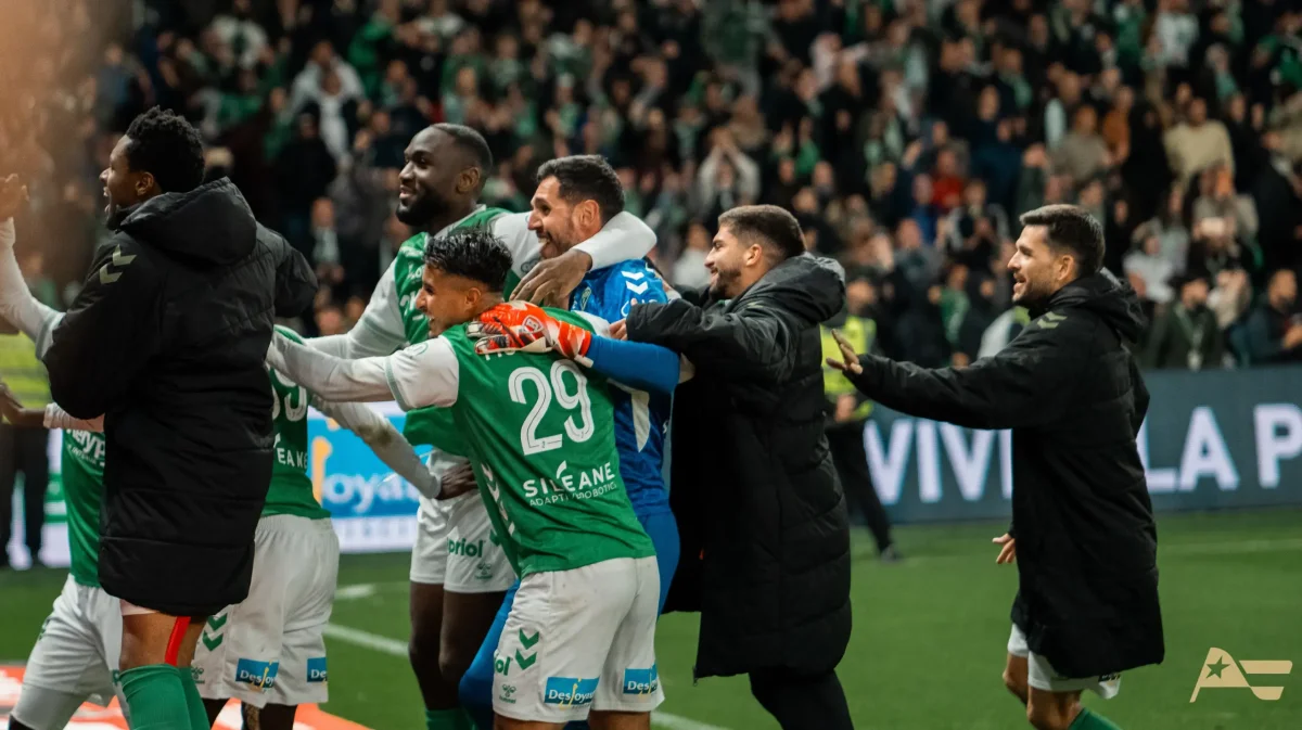 ASSE : « Ce stade est exceptionnel, les supporters sont fous »