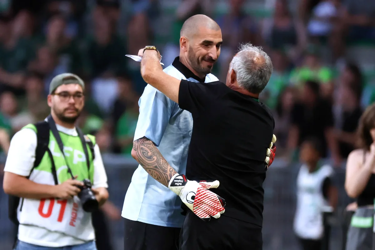 ASSE : Stéphane Ruffier fait grimper les enchères